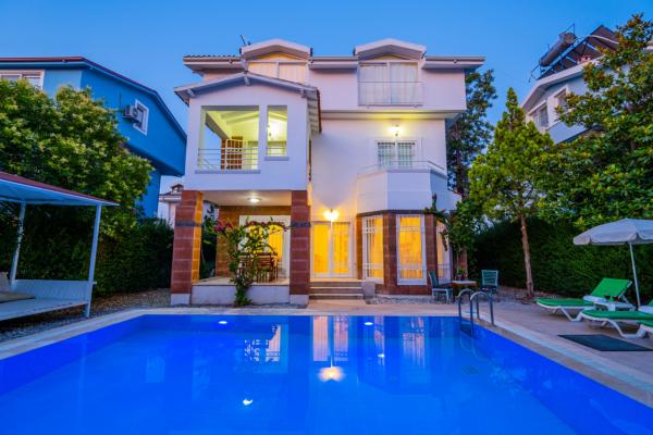 Solo Beyaz Villa